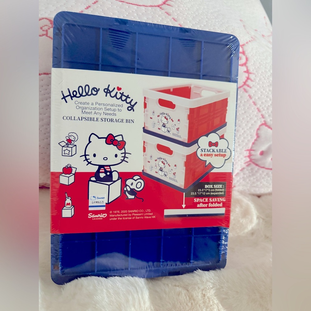 New Sanrio Hello Kitty Blue and Red stackable collapsibility Storage Bin